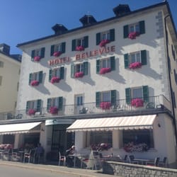 Hotel Bellevue. Direkt am Ortseingang von San Bernardino.