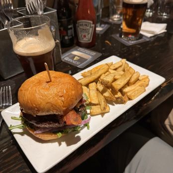 The Field Irish Pub - burger - Irish Near Me - San Diego, California The Field Irish Pub - burger - Irish Near Me - San Diego, California