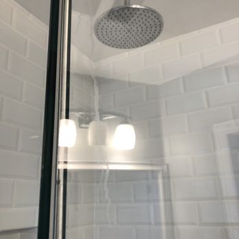 Room413 Cleaning Services - Streaks - Home Cleaning Near Me Room413 Cleaning Services - Streaks - Home Cleaning Near Me