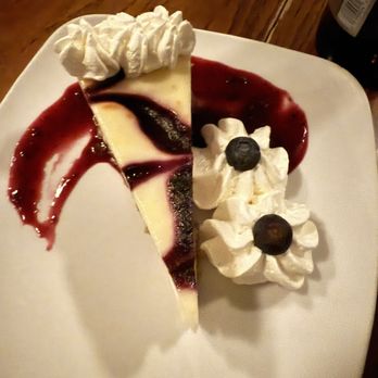 Old Dutch Hotel & Tavern - Blueberry crème brûlée cheesecake! So good! - Hotels Near Me - Washington, Missouri Old Dutch Hotel & Tavern - Blueberry crème brûlée cheesecake! So good! - Hotels Near Me - Washington, Missouri