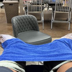 Palace Nail Spa - Ultimate Royal Retreat Pedicure