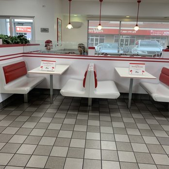 In-N-Out Burger - Limited indoor seating. #covid19 - Fast Food Near Me - Tracy, California