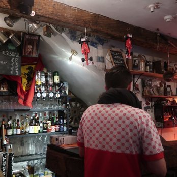 The Hole In The Wall - Bars Near Me - Kilkenny, KK The Hole In The Wall - Bars Near Me - Kilkenny, KK