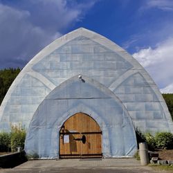 Chena Hot Springs Resort - The outside of the Ice Museum