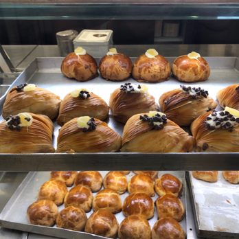 Cuori di Sfogliatella - Cafes Near Me - Naples, NA