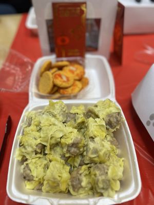 Long’s Family Pastry by null