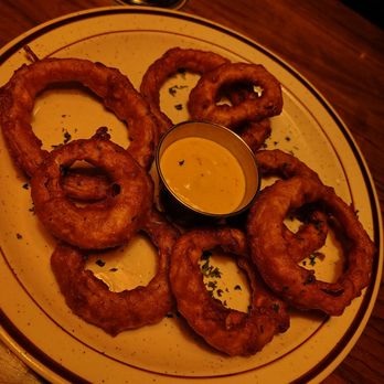 Kelly’s Irish Pub - Onion Rings - Pubs Near Me - Austin, Texas