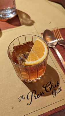B & L Diner by null