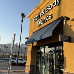 Bath & Body Works