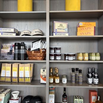 Caffe Luxxe - Coffee & Tea Near Me - Long Beach, California