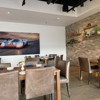 Restaurant 917 - New American Near Me - Carson, California