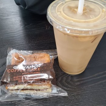 Tinker Coffee - Coffee cake and iced vanilla latte - Coffee Roasteries Near Me - Indianapolis, Indiana Tinker Coffee - Coffee cake and iced vanilla latte - Coffee Roasteries Near Me - Indianapolis, Indiana