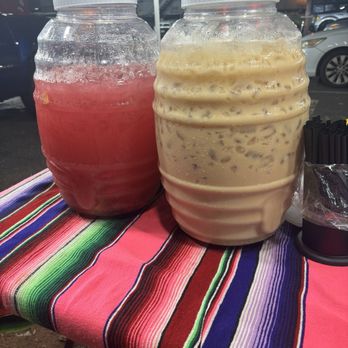 Kukos Ono Tacos - Dragonfruit aqua fresca, horchata - Tacos Near Me - Honolulu, Hawaii