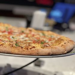 Parry's Pizzeria & Taphouse - Large pizza