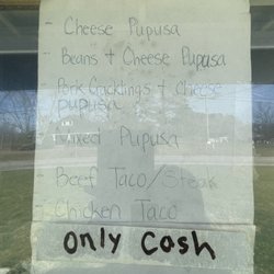Mana del Cielo Pupuseria y Taqueria - Accept Card, cash.