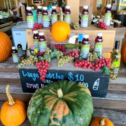 Breckenridge Farms - Nice Fall (2023) display featuring the Muscadine juice