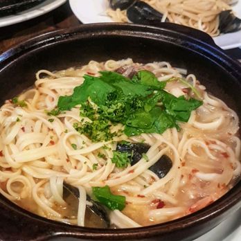 Jimoco Cafe & Pasta - Linguine Soul Bianco - Italian Near Me - Coquitlam, British Columbia