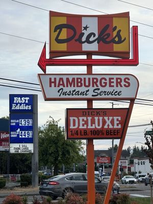 Dick's Drive-In by null