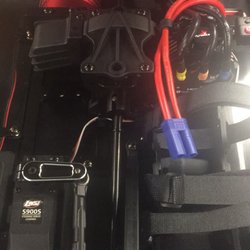 Marty's Hobbies - Chose battery operating is better,easy maintenance