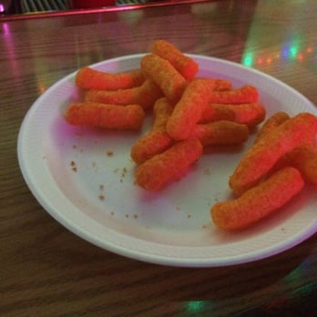 Stella's Sports Bar - COMPLIMENTARY CHEETOS OH MY GOD - Sports Bars Near Me - Chicago, Illinois