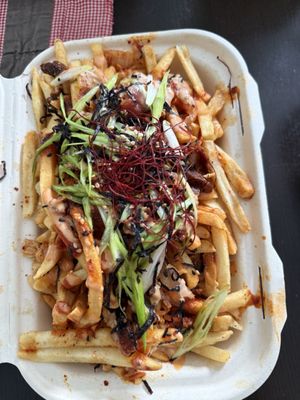 Side Biscuit by null