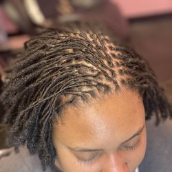 Glorious Stylez - Micro locs maintenance