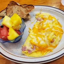 Benetis Breakfast Grill - Breakfast omelet.