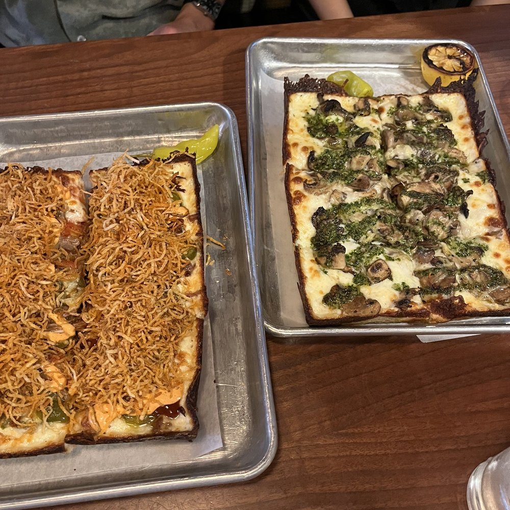 Smoke show and forager pizza