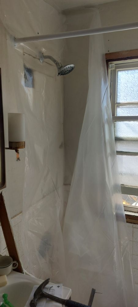 Slide of Lil John Handyman Service