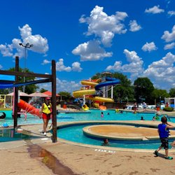Hawaiian Falls Waco