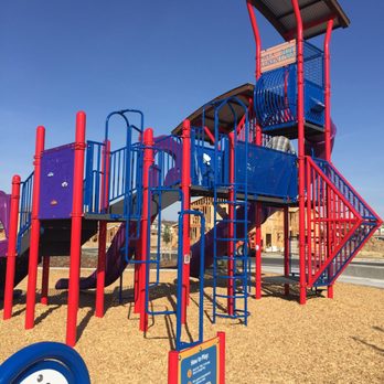 Nela Luken Park - the play structure - Parks Near Me - Roseville, California Nela Luken Park - the play structure - Parks Near Me - Roseville, California