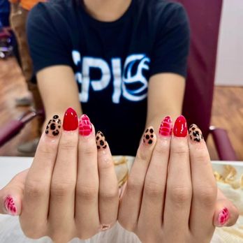 The Nail Studio - Cute nails - Nail Salons Near Me - Crown Point, Indiana