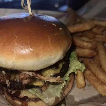 Flix Brewhouse - Outdoor Movies Near Me - Mansfield, Texas