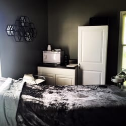Style House Hair and Nail Salon