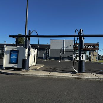 Does Mr Car Wash Have Free Vacuums? Discover the Truth Now!