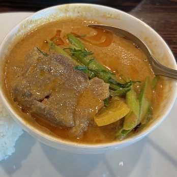 9 Dang Fine Thai - House Beef Curry. It was very good, as usual. The curry is flavored to perfection. - Thai Near Me - Hillsboro, Oregon 9 Dang Fine Thai - House Beef Curry. It was very good, as usual. The curry is flavored to perfection. - Thai Near Me - Hillsboro, Oregon