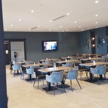 Residence Inn by Marriott Boston Natick - Bar seating - Hotels Near Me - Natick, Massachusetts
