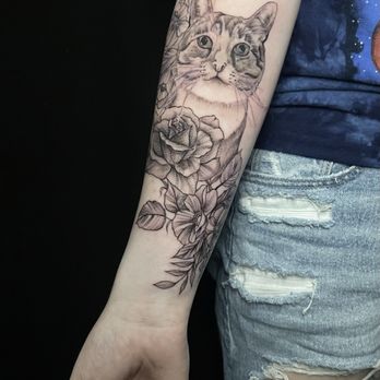 The Henderson Collective - Tattoo Near Me - Dallas, Texas The Henderson Collective - Tattoo Near Me - Dallas, Texas