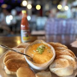 The Free Man - Hit Hot Crab Dip