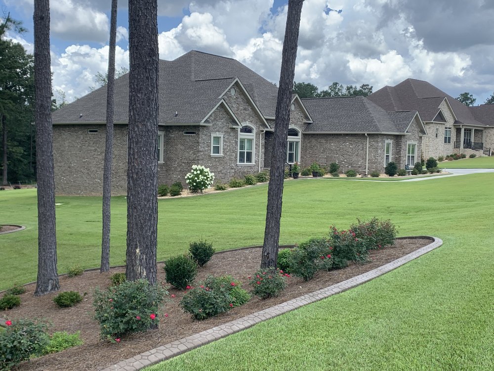 LIQUID LAWN Updated October 2024 15 Photos 7454 Cochran St, Macon