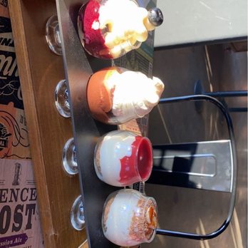 Draft - Dessert sampler so good !!! - American Near Me - San Diego, California Draft - Dessert sampler so good !!! - American Near Me - San Diego, California
