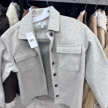 Village Discount Outlet - Discount Store Near Me - Chicago, Illinois
