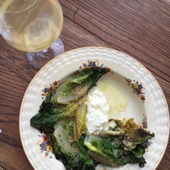 Gro Spiseri - Grilled lettuce with homemade ricotta and nutritional yeast - Restaurants Near Me - København