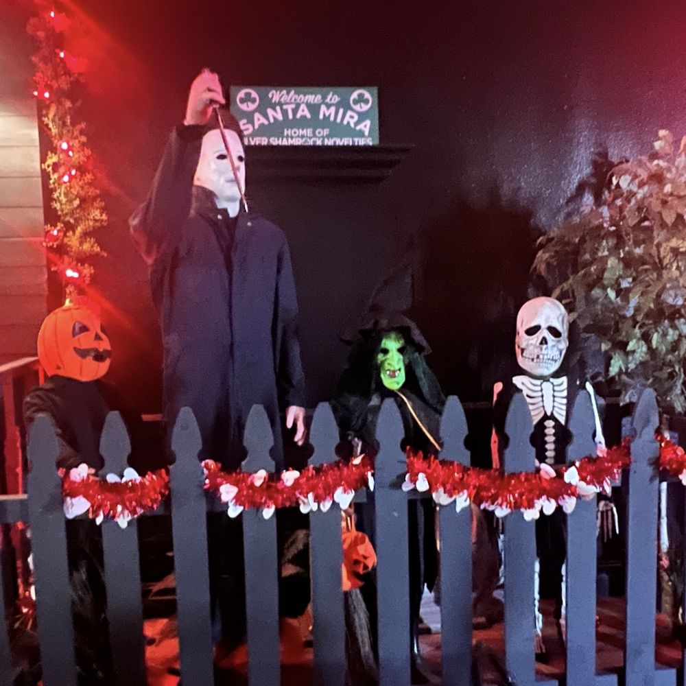 Roast The Dead Coffee - Decor - Coffee & Tea Near Me - Riverside, California Roast The Dead Coffee - Decor - Coffee & Tea Near Me - Riverside, California