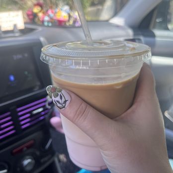 Damask Rose Coffee - Iced Rose Latte - Coffee & Tea Near Me - Oakland, California