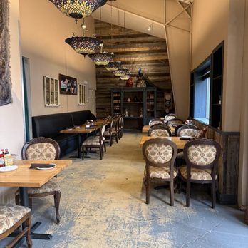 Windy Ridge Cafe - Indoor seating - Breakfast & Brunch Near Me - Park City, Utah Windy Ridge Cafe - Indoor seating - Breakfast & Brunch Near Me - Park City, Utah