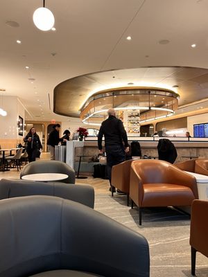 Delta Sky Club by null