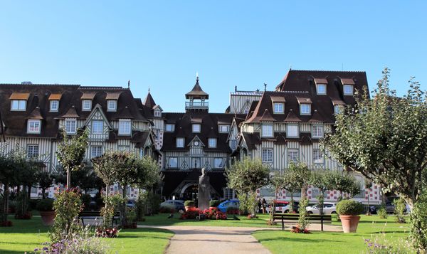 Hotel Barrière Le Normandy Deauville by null