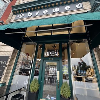 Brewed Cafe & Pub - Store front and entrance - Coffee & Tea Near Me - Vancouver, Washington Brewed Cafe & Pub - Store front and entrance - Coffee & Tea Near Me - Vancouver, Washington