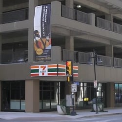 7-Eleven - 7-Eleven Downtown Dallas